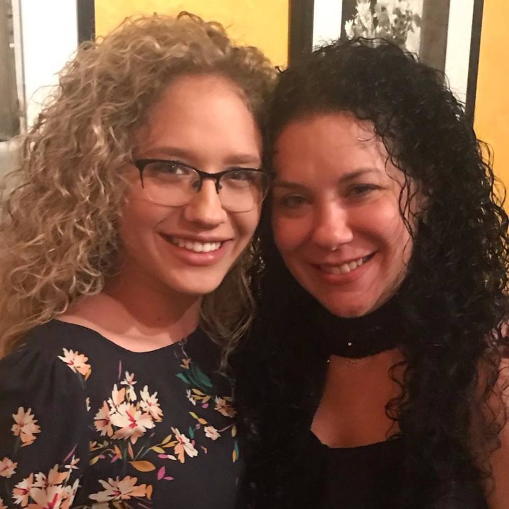 Meet your Posher, Chena